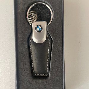 "BMW" black leather key chain / ring